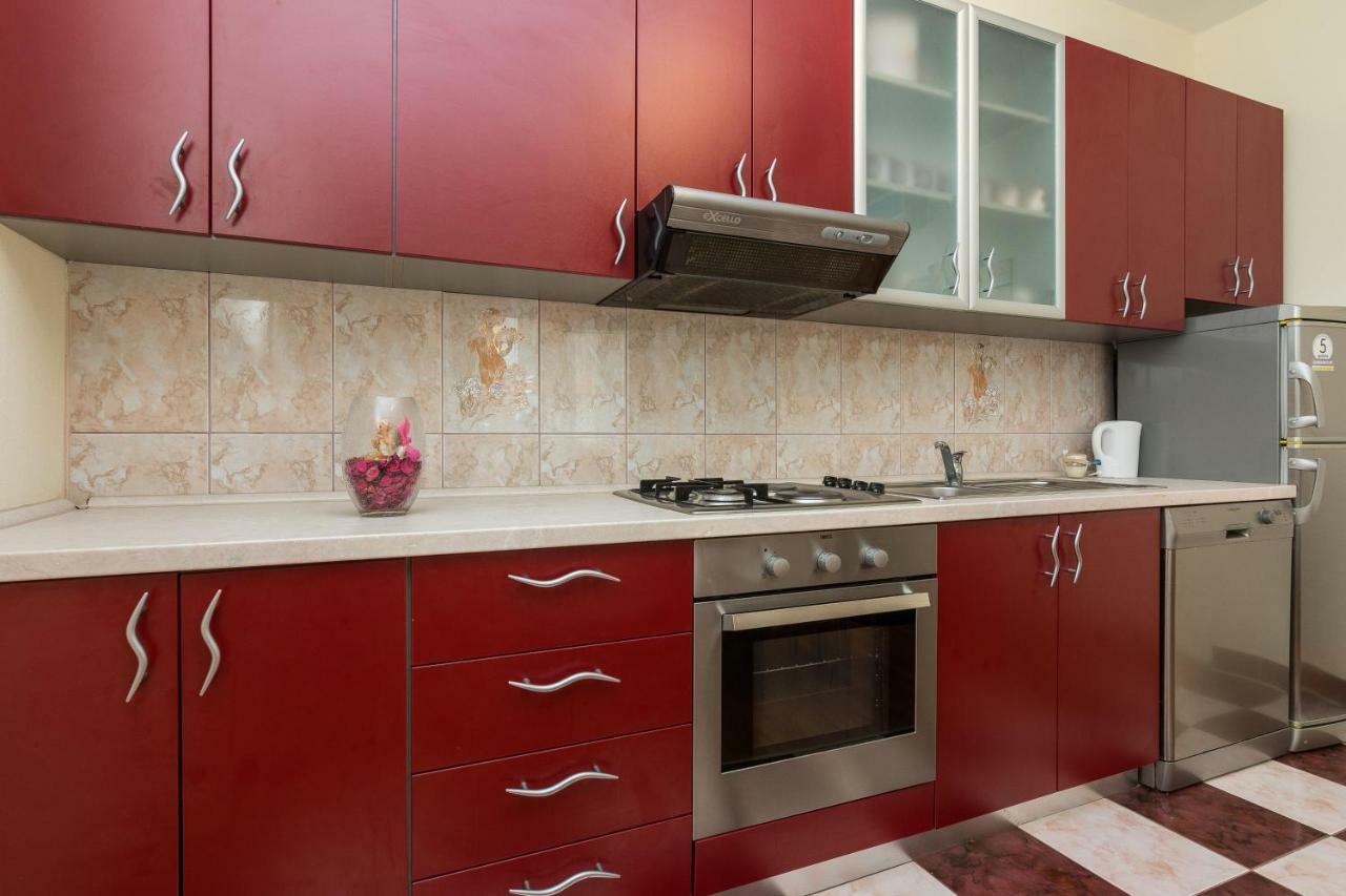 Apartman Mladenka Sukošan Esterno foto